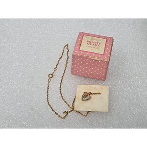 Vintage Pretty Heart Pendant Necklace With Box 15"
